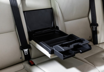 Подержанный автомобиль Volvo XC60 2015 года (23 фото)