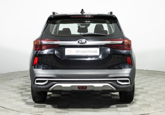Подержанный автомобиль Kia Seltos 2021 года (6 фото)