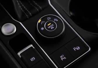 Подержанный автомобиль Volkswagen Teramont 2021 года (19 фото)