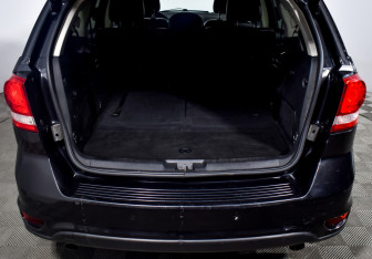 Подержанный автомобиль Dodge Journey 2011 года (19 фото)