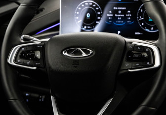 Подержанный автомобиль Chery Tiggo 4 2025 года (15 фото)