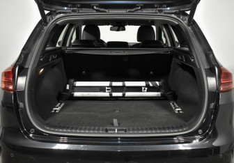 Подержанный автомобиль Kia Ceed Wagon 2019 года (20 фото)