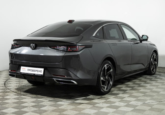 Подержанный автомобиль Changan Lamore 2023 года (5 фото)