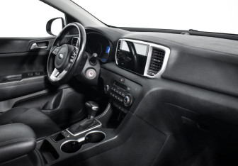 Подержанный автомобиль Kia Sportage 2022 года (13 фото)