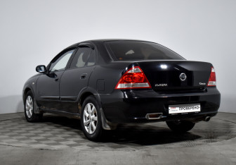Подержанный автомобиль Nissan Almera Classic 2008 года (7 фото)
