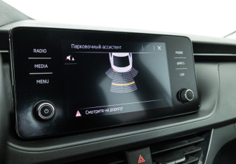 Подержанный автомобиль Skoda Rapid Liftback 2022 года (15 фото)