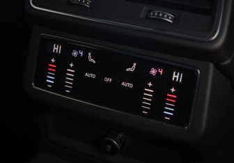 Подержанный автомобиль Audi A6 Wagon 2019 года (32 фото)