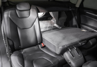 Подержанный автомобиль Ford Mondeo Sedan 2017 года (25 фото)