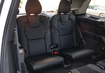 Подержанный автомобиль Volvo XC90 2020 года (34 фото)
