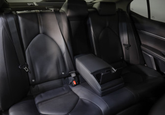 Подержанный автомобиль Toyota Camry Sedan 2021 года (27 фото)