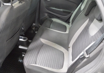 Подержанный автомобиль Renault Kaptur 2017 года (11 фото)