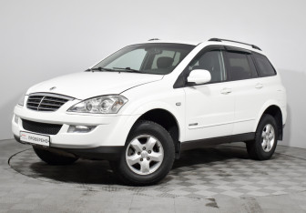 Подержанный автомобиль SsangYong Kyron 2012 года (1 фото)