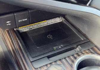 Подержанный автомобиль Toyota Camry Sedan 2019 года (25 фото)