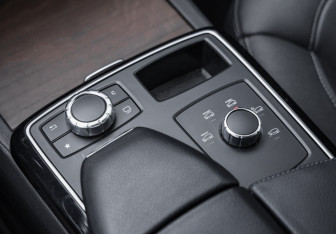 Подержанный автомобиль Mercedes-Benz GLE 2016 года (21 фото)