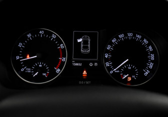 Подержанный автомобиль Skoda Rapid Liftback 2015 года (17 фото)