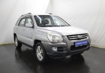 Подержанный автомобиль Kia Sportage 2007 года (3 фото)