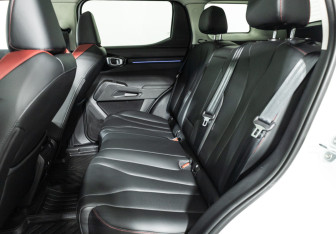 Подержанный автомобиль Haval H3 2024 года (10 фото)