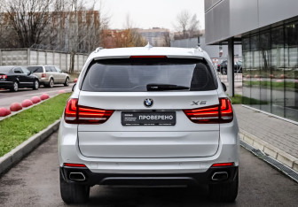Подержанный автомобиль BMW X5 2018 года (5 фото)