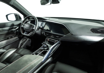 Подержанный автомобиль Geely Tugella 2023 года (9 фото)