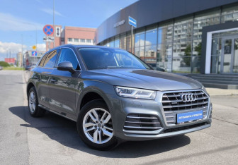 Подержанный автомобиль Audi Q5 2019 года (3 фото)