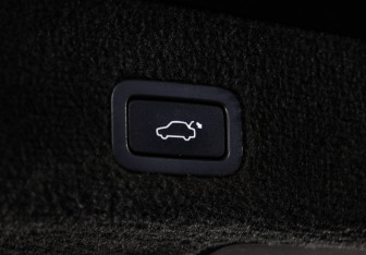 Подержанный автомобиль Volvo XC70 2007 года (27 фото)