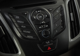 Подержанный автомобиль Ford Focus Hatchback 2013 года (14 фото)