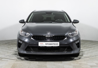 Подержанный автомобиль Kia Ceed Wagon 2021 года (2 фото)