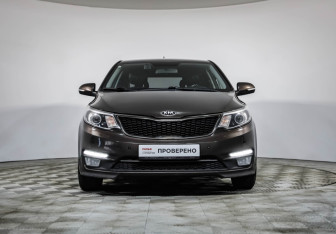 Подержанный автомобиль Kia Rio Hatchback 2017 года (2 фото)