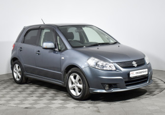 Подержанный автомобиль Suzuki SX4 Hatchback 2006 года (3 фото)