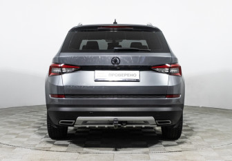 Подержанный автомобиль Skoda Kodiaq 2018 года (6 фото)