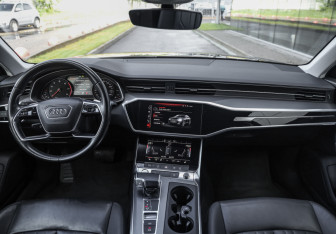 Подержанный автомобиль Audi A6 Sedan 2020 года (13 фото)