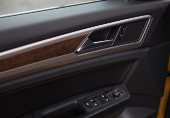 Подержанный автомобиль Volkswagen Teramont 2018 года (20 фото)