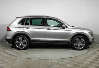 Подержанный автомобиль Volkswagen Tiguan 2017 года (4 фото)