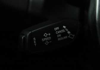 Подержанный автомобиль Audi Q5 2013 года (19 фото)