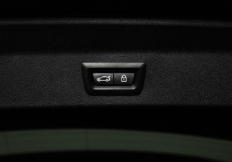 Подержанный автомобиль BMW X3 2020 года (24 фото)