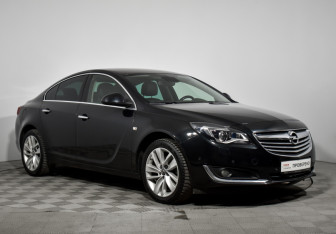 Подержанный автомобиль Opel Insignia Liftback 2013 года (3 фото)