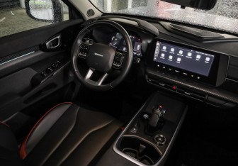 Подержанный автомобиль Haval H3 2024 года (11 фото)
