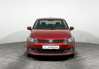 Подержанный автомобиль Volkswagen Polo Sedan 2011 года (2 фото)