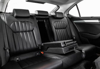 Подержанный автомобиль Skoda Superb Liftback 2019 года (24 фото)