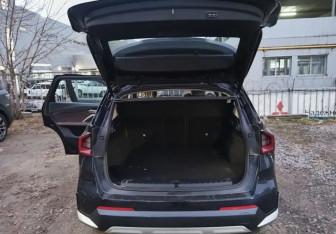 Новый BMW X1 2025 (4 фото)