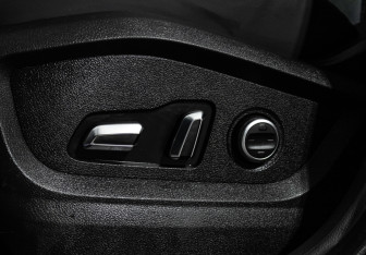 Подержанный автомобиль Chery Tiggo 8 2022 года (15 фото)