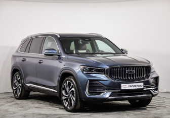 Подержанный автомобиль Geely Monjaro 2023 года (3 фото)