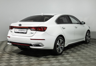 Подержанный автомобиль Kia K3 Sedan 2020 года (5 фото)