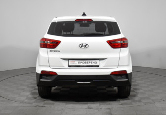 Подержанный автомобиль Hyundai Creta 2019 года (6 фото)