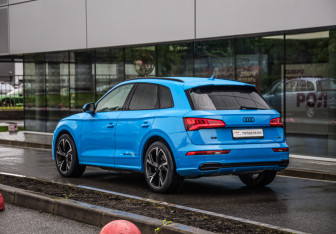 Подержанный автомобиль Audi Q5 2019 года (8 фото)