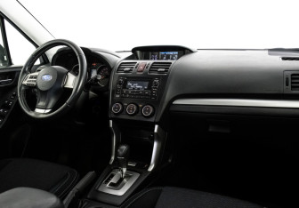 Подержанный автомобиль Subaru Forester Suv 2014 года (9 фото)