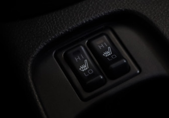 Подержанный автомобиль Mitsubishi Lancer Sedan 2006 года (15 фото)