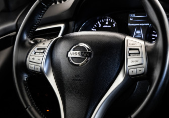 Подержанный автомобиль Nissan Qashqai 2016 года (11 фото)