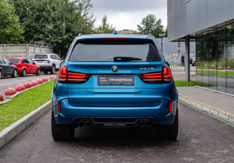 Подержанный автомобиль BMW X5 M 2017 года (5 фото)