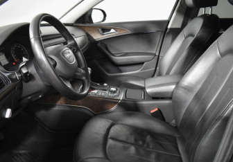 Подержанный автомобиль Audi A6 Sedan 2013 года (10 фото)